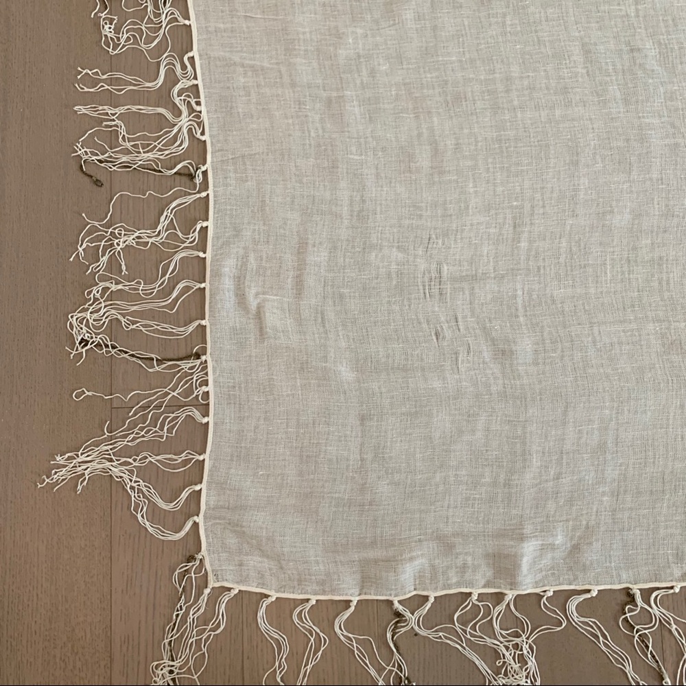 Cream scarf - Picture 8 of 8